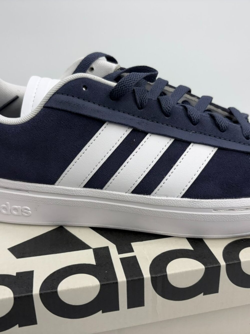 adidas Grand Court Alpha Shadow Navy/White Size 10